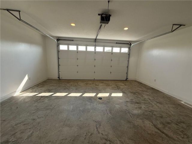 112 Westwood Drive, Gallatin, MO 64640