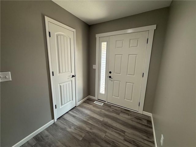 112 Westwood Drive, Gallatin, MO 64640