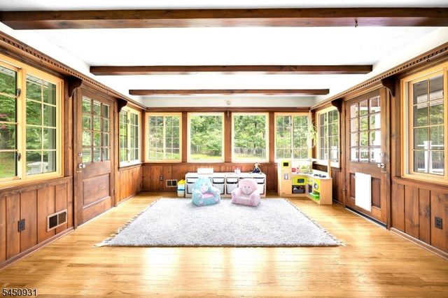 248 Johnston Dr, Watchung Boro, NJ 07069