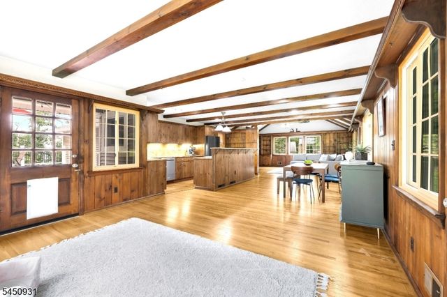 248 Johnston Dr, Watchung Boro, NJ 07069