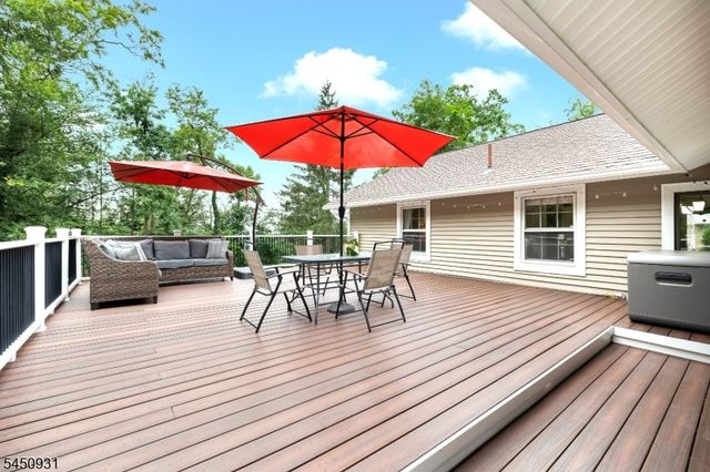 248 Johnston Dr, Watchung Boro, NJ 07069