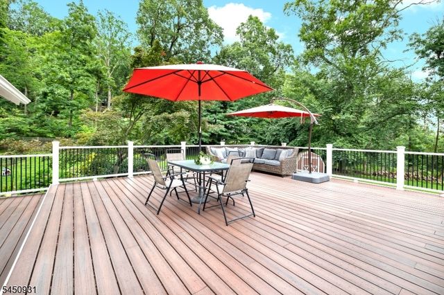 248 Johnston Dr, Watchung Boro, NJ 07069