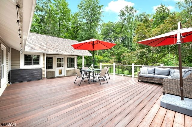 248 Johnston Dr, Watchung Boro, NJ 07069