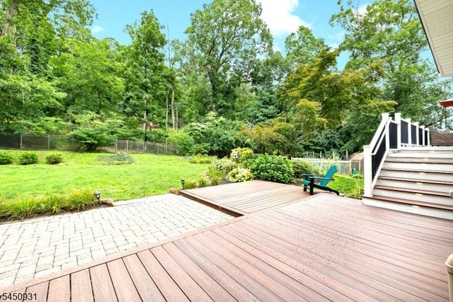 248 Johnston Dr, Watchung Boro, NJ 07069