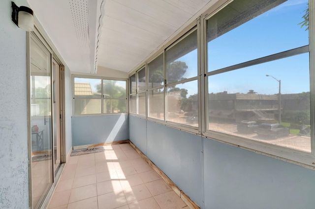 89 Flanders Way B, Delray Beach, FL 33484