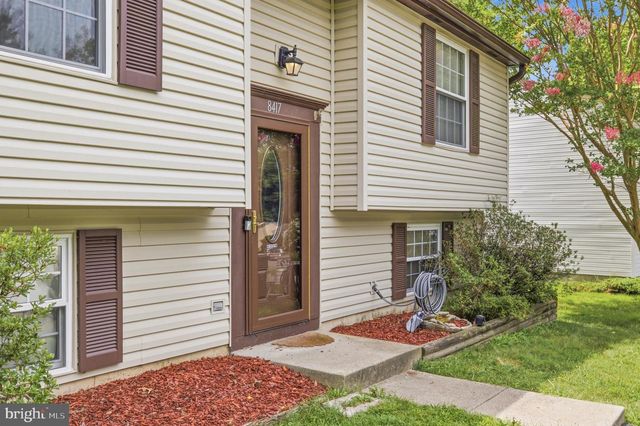 8417 GREAT LAKE LN, Springfield, VA 22153