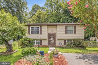 8417 GREAT LAKE LN, Springfield, VA 22153