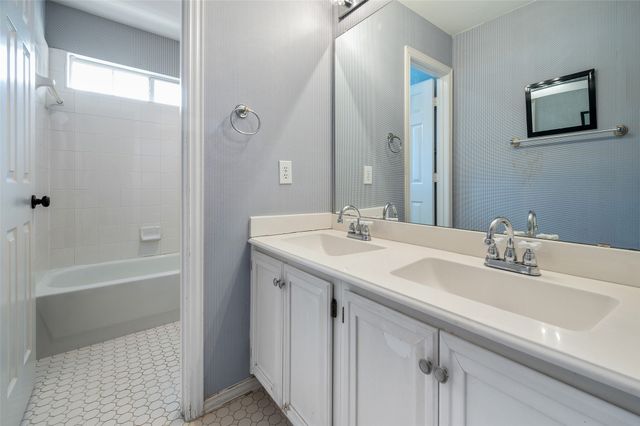 3208 Oak Meadow Drive, Flower Mound, TX 75028