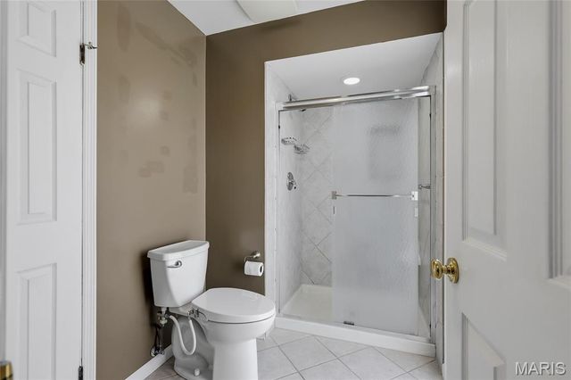 1041 Terracewood Circle, Ballwin, MO 63011