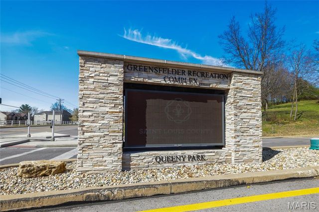 1041 Terracewood Circle, Ballwin, MO 63011