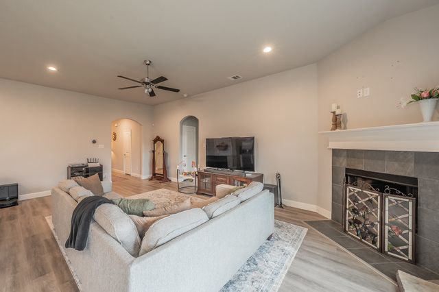 1432 Eagle Nest Drive, Pelican Bay, TX 76020