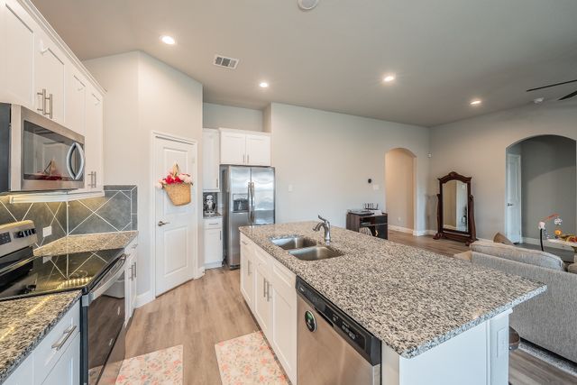 1432 Eagle Nest Drive, Pelican Bay, TX 76020
