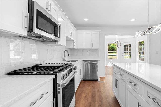 1689 Derry Avenue SW, Atlanta, GA 30310