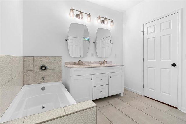 1689 Derry Avenue SW, Atlanta, GA 30310