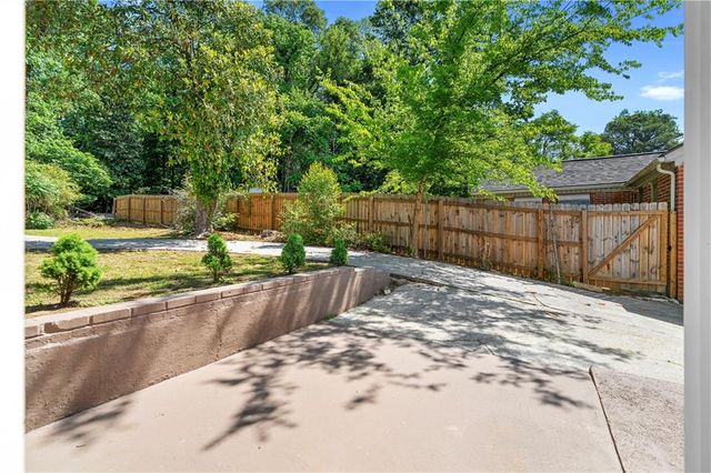 1689 Derry Avenue SW, Atlanta, GA 30310