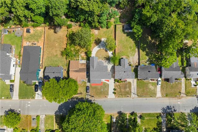 1689 Derry Avenue SW, Atlanta, GA 30310
