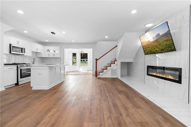 1689 Derry Avenue SW, Atlanta, GA 30310