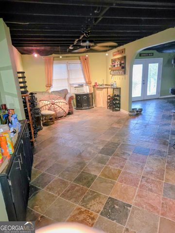 2282 Westridge Dr, Snellville, GA 30078