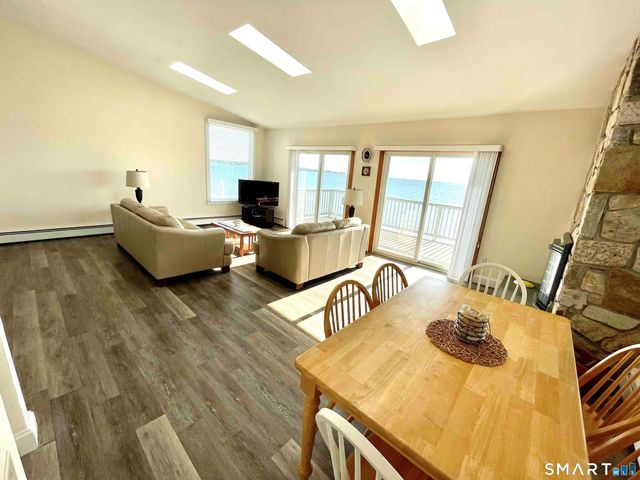 747 East Broadway, Milford, CT 06460