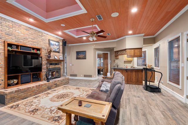 10080 Arvin Hill Road, Aubrey, TX 76227