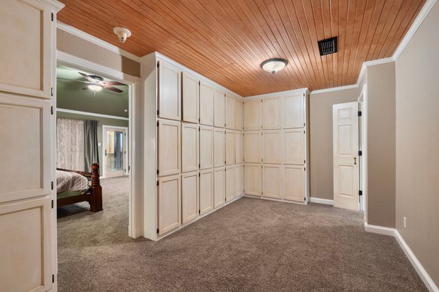 10080 Arvin Hill Road, Aubrey, TX 76227