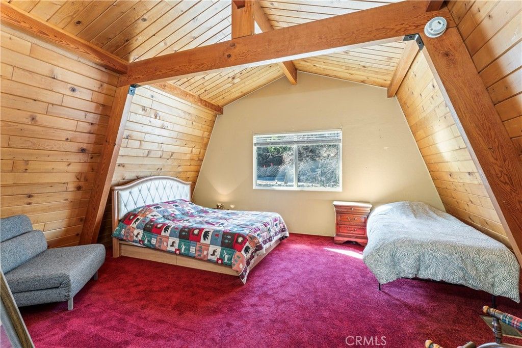 Image 16 of property listing at 1289 Aleutian, Lake Arrowhead, CA 92352