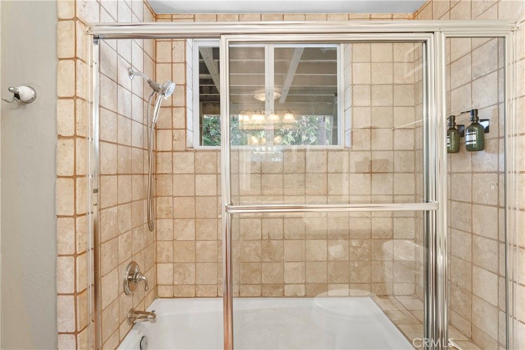 Image 22 of property listing at 1289 Aleutian, Lake Arrowhead, CA 92352