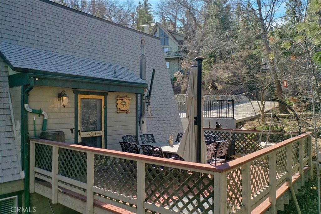 Image 32 of property listing at 1289 Aleutian, Lake Arrowhead, CA 92352