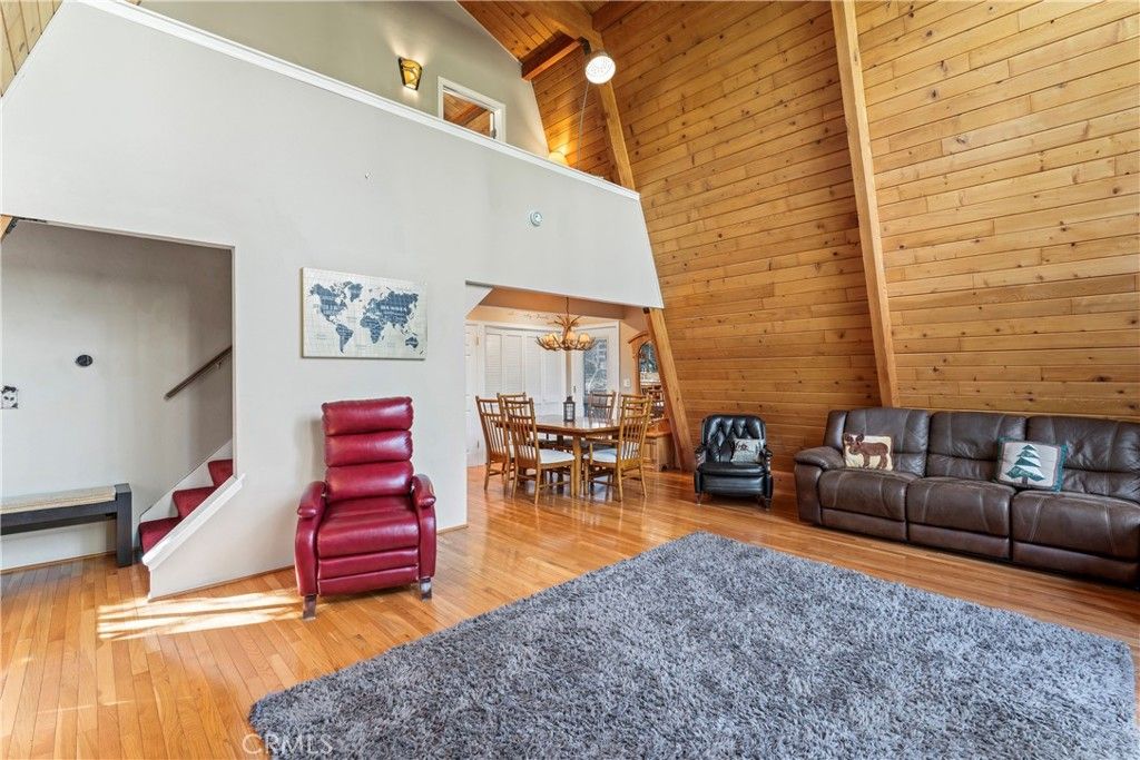 Image 6 of property listing at 1289 Aleutian, Lake Arrowhead, CA 92352