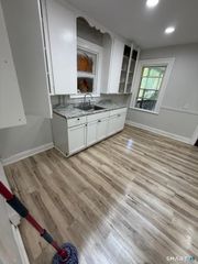 46 Washington Street 1B, Waterbury, CT 06706