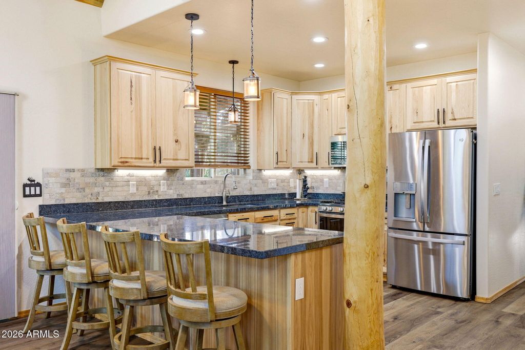 Image 16 of property listing at 3408 PONDEROSA Loop, Heber, AZ 85928