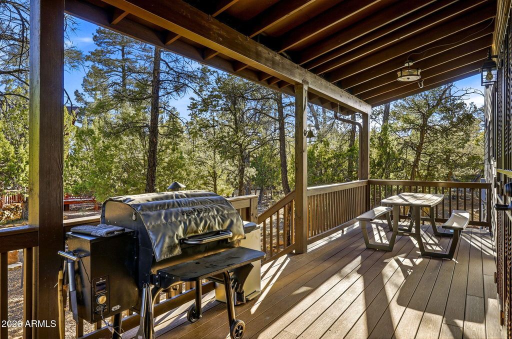Image 36 of property listing at 3408 PONDEROSA Loop, Heber, AZ 85928