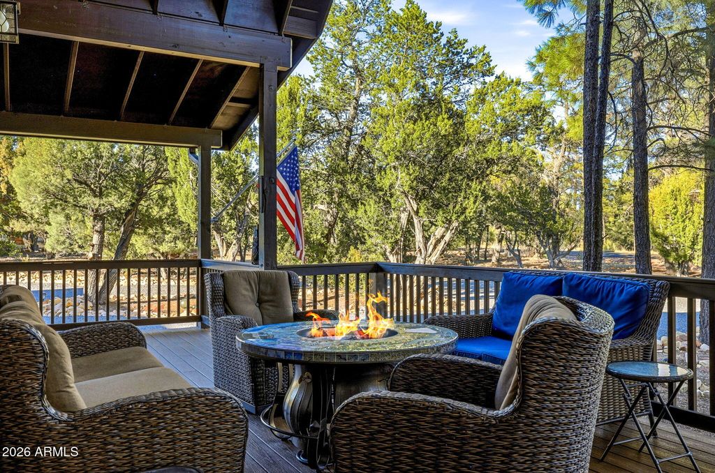 Image 8 of property listing at 3408 PONDEROSA Loop, Heber, AZ 85928