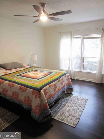 11 Cantey Place NW, Atlanta, GA 30327