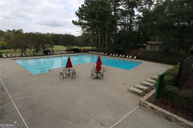11 Cantey Place NW, Atlanta, GA 30327