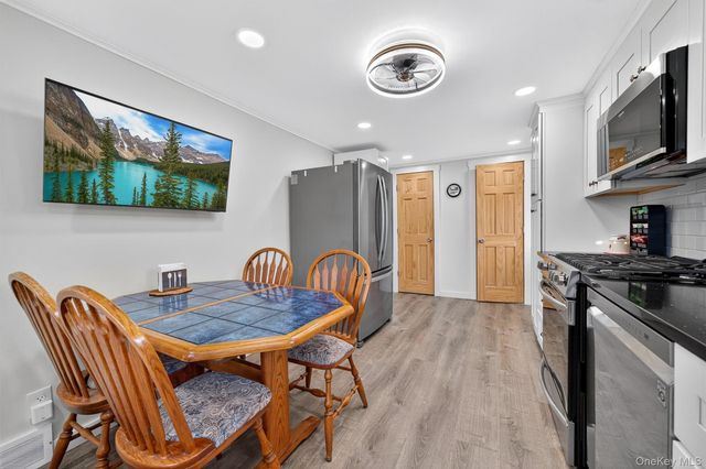 27-29 W Conkling Avenue, Middletown, NY 10940