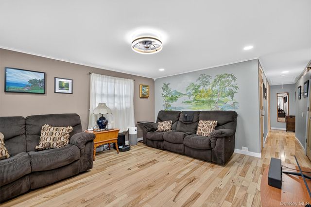 27-29 W Conkling Avenue, Middletown, NY 10940