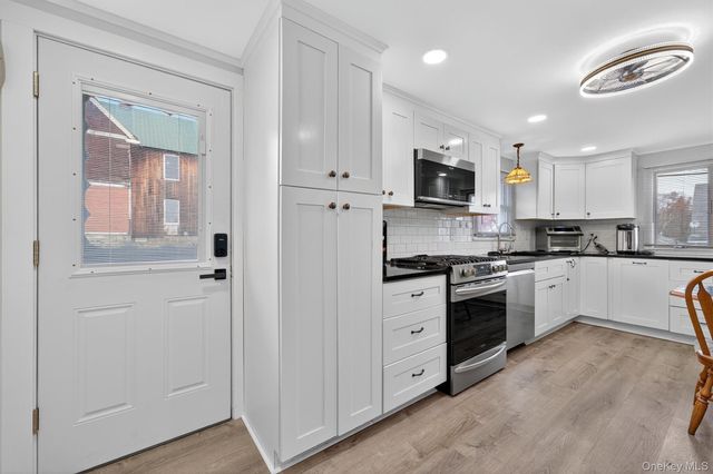 27-29 W Conkling Avenue, Middletown, NY 10940