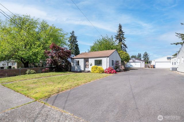 828 S Hawthorne Street, Tacoma, WA 98465