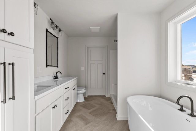 3755 E GLADIOLUS PLACE, Appleton, WI 54913