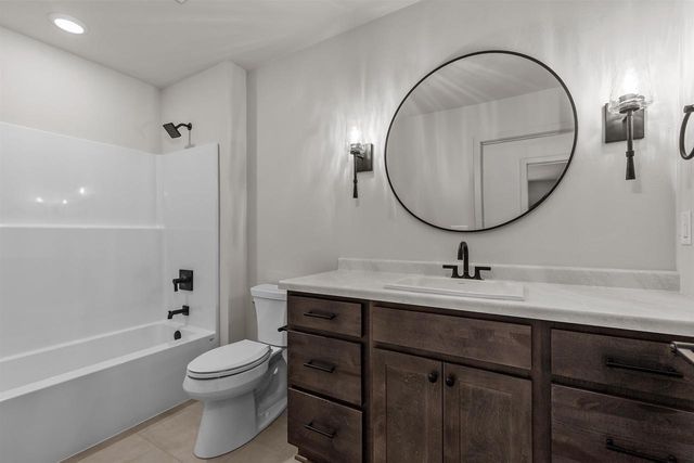 3755 E GLADIOLUS PLACE, Appleton, WI 54913