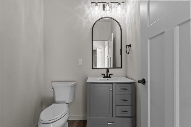 3755 E GLADIOLUS PLACE, Appleton, WI 54913