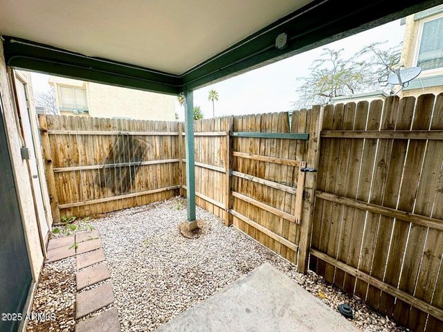 9054 N 51ST Lane, Glendale, AZ 85302