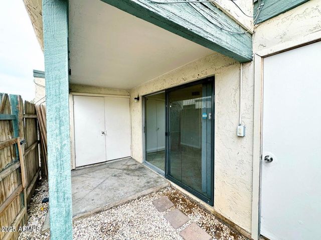 9054 N 51ST Lane, Glendale, AZ 85302