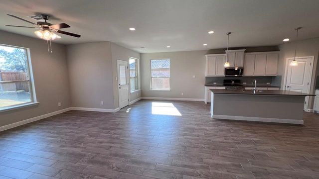 109 MEDINA Lane, Rhome, TX 76078