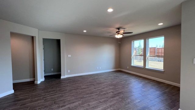 109 MEDINA Lane, Rhome, TX 76078