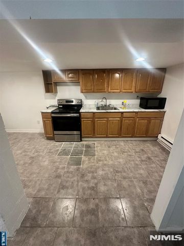 19 Montrose Terrace Ground Floor, Irvington, NJ 07111