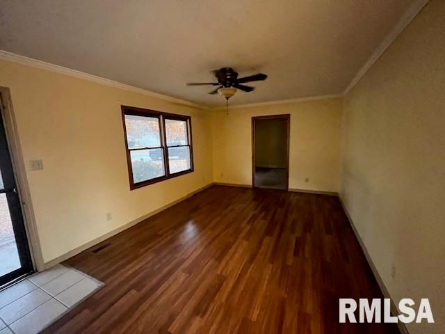 101 N LAWRENCE Street, Desoto, IL 62924