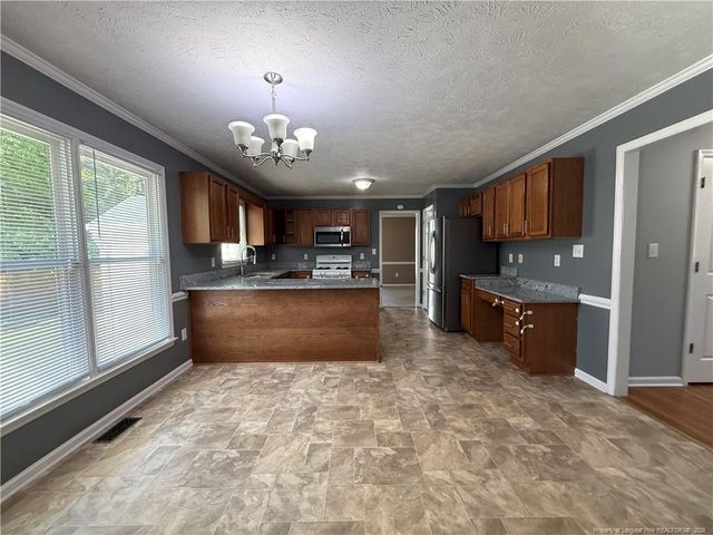 637 Spy Glass Drive, Fayetteville, NC 28311