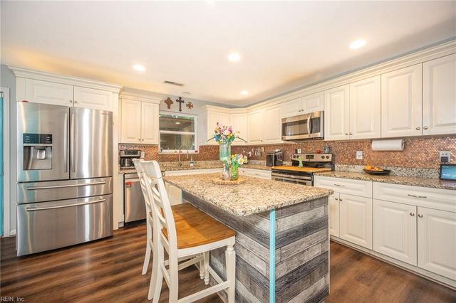 8008 Merritt ST, Norfolk, VA 23518
